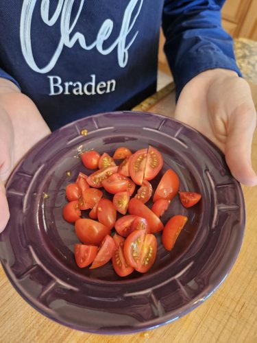 🍅 Premium Organic Cherry Tomatoes – Juicy, Sweet, and Refreshing with a Hint of Tartness | 10g per Tomato (Various Sizes Available) – U.S.-Ready Version photo review