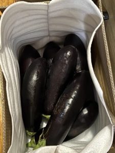🍆Fresh Organic Eggplant (Approx. 250g) – U.S.-Ready Version photo review