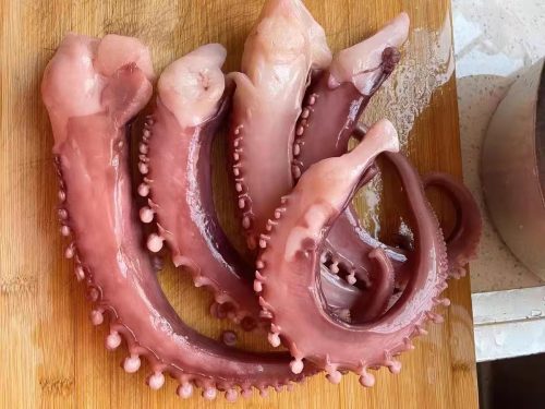 🦑 Crispy Octopus Whiskers – Flavorful, Crunchy, and Irresistible | 300g x 6pcs Pack photo review