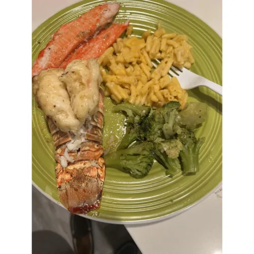 Member's Mark Wild Caught North Atlantic Cold Water Lobster Tails, Frozen, 4 ct., priced per pound photo review