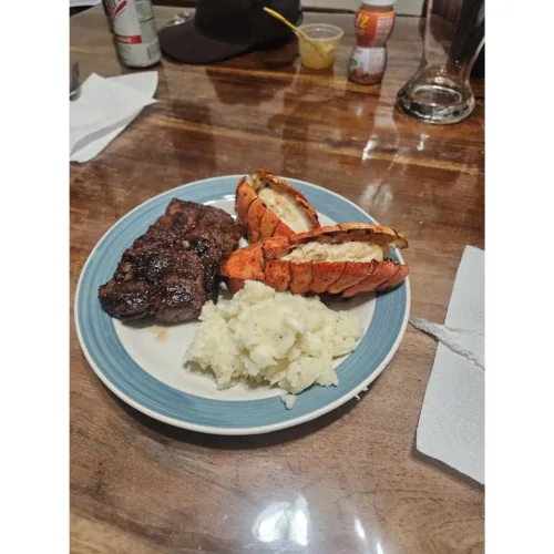 Member's Mark Wild Caught North Atlantic Cold Water Lobster Tails, Frozen, 4 ct., priced per pound photo review