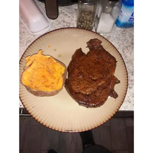 Ribeye Steak, Choice Angus Beef, 3 Per Tray, Family Pack, 2.26 - 3.50 lb photo review